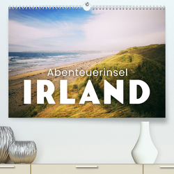 Abenteuerinsel Irland (hochwertiger Premium Wandkalender 2024 DIN A2 quer), Kunstdruck in Hochglanz von Monkey,  Happy