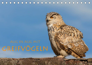 Aug in Aug mit Greifvögeln (Tischkalender 2022 DIN A5 quer) von Peyer,  Stephan