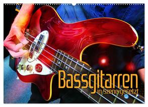 Bassgitarren in Szene gesetzt (Wandkalender 2024 DIN A2 quer), CALVENDO Monatskalender von Utz,  Renate