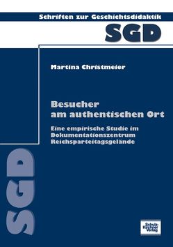 Besucher am authentischen Ort von Christmeier,  Martina