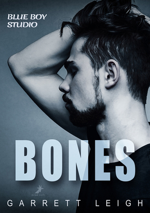 Blue Boy: Bones von Leigh,  Garrett, Weyers,  Marcel