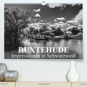 Buxtehude Impressionen in Schwarzweiß (Premium, hochwertiger DIN A2 Wandkalender 2021, Kunstdruck in Hochglanz) von Schwarz,  Wolfgang