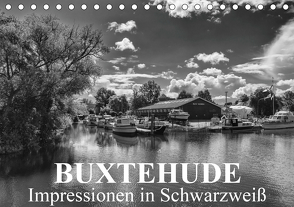 Buxtehude Impressionen in Schwarzweiß (Tischkalender 2021 DIN A5 quer) von Schwarz,  Wolfgang