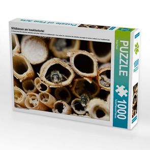 CALVENDO Puzzle Wildbienen am Insektenhotel 1000 Teile Lege-Größe 64 x 48 cm Foto-Puzzle Bild von Anja Frost