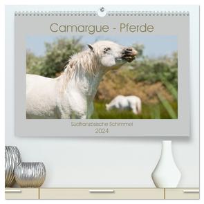 Camargue-Pferde – Südfranzösische Schimmel (hochwertiger Premium Wandkalender 2024 DIN A2 quer), Kunstdruck in Hochglanz von Bölts,  Meike