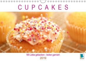 Cupcakes: Mit Liebe gebacken – lecker garniert (Wandkalender 2019 DIN A4 quer) von CALVENDO