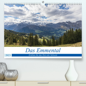 Das Emmental (Premium, hochwertiger DIN A2 Wandkalender 2023, Kunstdruck in Hochglanz) von photography,  IAM