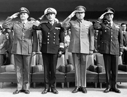 Diktaturen in Lateinamerika von Cwik,  Christian, König,  Hans-Joachim, Rinke,  Stefan