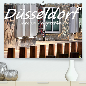 Düsseldorf – 300mm Perspektiven (Premium, hochwertiger DIN A2 Wandkalender 2023, Kunstdruck in Hochglanz) von Hackstein,  Bettina