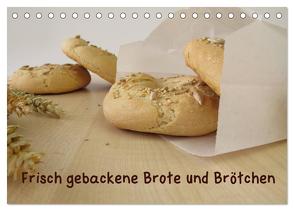 Frisch gebackene Brote und Brötchen (Tischkalender 2024 DIN A5 quer), CALVENDO Monatskalender von Rau,  Heike
