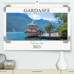 Gardasee – Idylle am Lago 2023 (Premium, hochwertiger DIN A2 Wandkalender 2023, Kunstdruck in Hochglanz) von SusaZoom