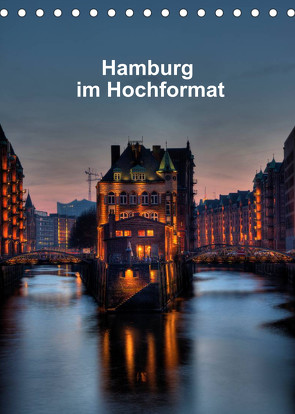 Hamburg im Hochformat (Tischkalender 2023 DIN A5 hoch) von Rauch,  Gabriele