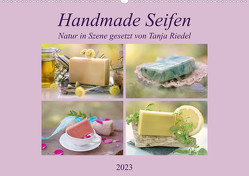 Handmade Seifen – Natur in Szene gesetztCH-Version (Wandkalender 2023 DIN A2 quer) von Riedel,  Tanja