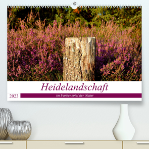 Heidelandschaft im Farbenspiel der Natur (Premium, hochwertiger DIN A2 Wandkalender 2023, Kunstdruck in Hochglanz) von Giesecke,  Petra