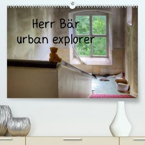 Herr Bär urban explorer (Premium, hochwertiger DIN A2 Wandkalender 2022, Kunstdruck in Hochglanz) von Buchmann,  Oliver