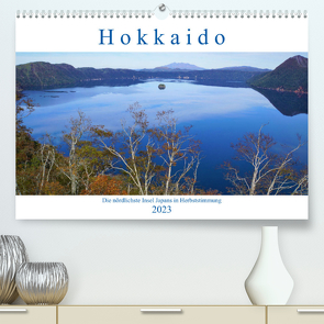 Hokkaido – Die nördlichste Insel Japans in Herbststimmung (Premium, hochwertiger DIN A2 Wandkalender 2023, Kunstdruck in Hochglanz) von Nogal,  Piotr