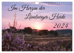 Im Herzen der Lüneburger Heide (Wandkalender 2024 DIN A4 quer), CALVENDO Monatskalender von Lorenzen-Müller,  Sandra