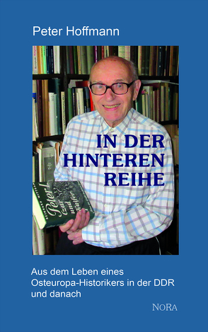 In der hinteren Reihe von Hoffmann,  Peter