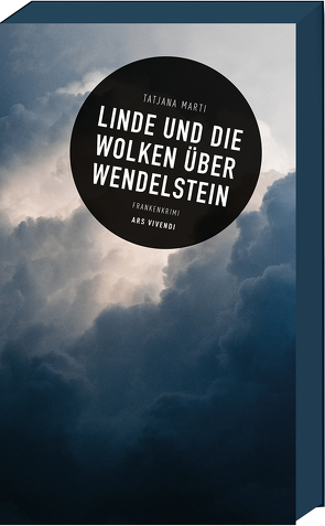 Linde und die Wolken über Wendelstein von Marti,  Tatjana