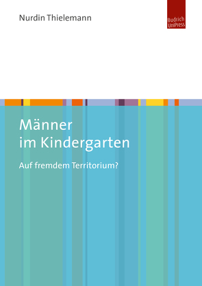 Männer im Kindergarten von Thielemann,  Nurdin