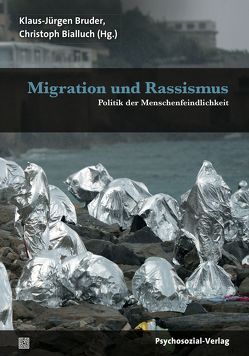 Migration und Rassismus von Berghold,  Josef, Bialluch,  Christoph, Brandmaier,  Maximiliane, Bruder,  Klaus-Jürgen, Dewanger,  Christian, Friele,  Boris, Gritsch,  Kurt, Haas,  Renate I., Iclodean,  Iulia Mihaela, Jelpke,  Ulla, Kalin,  Manfred, König-Werner,  Eva, Langendorf,  Uwe, Nielsen,  Bernd, Nirumand,  Bahman, Perzy,  Anton, Ponesicky,  Jan, Rohr,  Elisabeth, Schmitz,  Milena, Schulze,  Annett, Seidler,  Christoph, Stegmann,  Julia, Voges,  Jürgen, Wagner,  Franc, Witsch,  Franz, Zimmering,  Raina