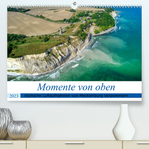 Momente von oben (Premium, hochwertiger DIN A2 Wandkalender 2023, Kunstdruck in Hochglanz) von Lewerenz,  Swen