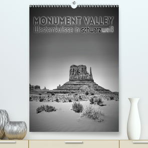 MONUMENT VALLEY Westernkulisse in schwarzweiß (Premium, hochwertiger DIN A2 Wandkalender 2021, Kunstdruck in Hochglanz) von Viola,  Melanie