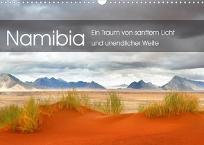 Namibia: Ein Traum von sanftem Licht und unendlicher Weite (Wandkalender 2023 DIN A3 quer) von Pichler,  Simon