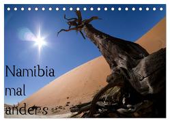 Namibia mal anders (Tischkalender 2024 DIN A5 quer), CALVENDO Monatskalender von Schmellenkamp,  Roland