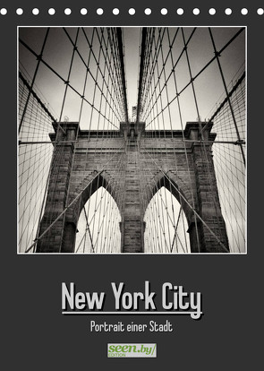 New York City – Portrait einer Stadt (Tischkalender 2023 DIN A5 hoch) von Voss,  Alexander