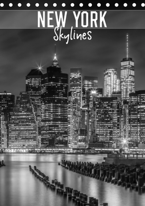NEW YORK Skylines (Tischkalender 2021 DIN A5 hoch) von Viola,  Melanie