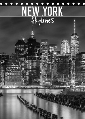 NEW YORK Skylines (Tischkalender 2023 DIN A5 hoch) von Viola,  Melanie