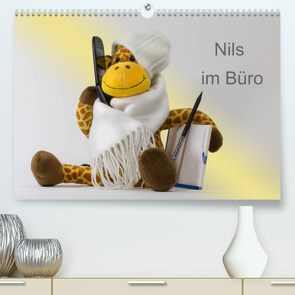 Nils im Büro (Premium, hochwertiger DIN A2 Wandkalender 2023, Kunstdruck in Hochglanz) von brigitte jaritz,  photography