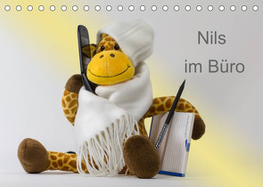 Nils im Büro (Tischkalender 2022 DIN A5 quer) von brigitte jaritz,  photography