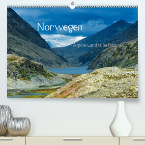 Norwegen – Alpine Landschaften (Premium, hochwertiger DIN A2 Wandkalender 2020, Kunstdruck in Hochglanz) von von Styp,  Christian