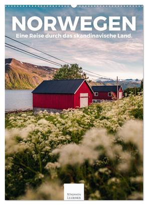Norwegen – Eine Reise durch das skandinavische Land. (Wandkalender 2024 DIN A2 hoch), CALVENDO Monatskalender von Lederer,  Benjamin