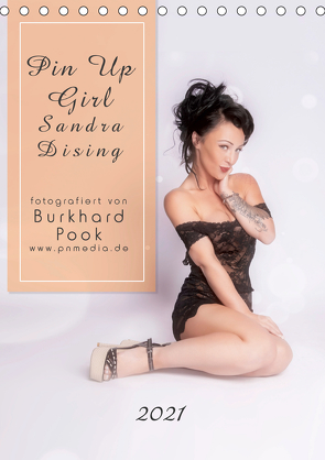 Pin Up Girl Sandra (Tischkalender 2021 DIN A5 hoch) von Pook pnmedia,  Burkhard