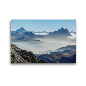 Premium Textil-Leinwand 45 x 30 cm Quer-Format Der Monte Antelao (3264 m) und der Monte Pelmo (3168 m) erheben sich über ein Wolkenmeer in den Dolomiten des Veneto | Wandbild, HD-Bild auf Keilrahmen, Fertigbild auf hochwertigem Vlies, Leinwanddruck von Martin Zwick