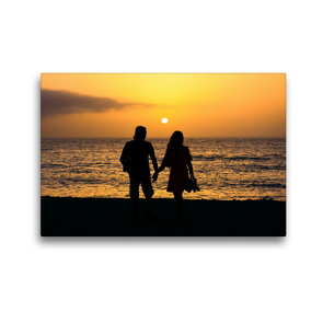 Premium Textil-Leinwand 45 x 30 cm Quer-Format Romantischer Spaziergang Hand in Hand am Strand entlang | Wandbild, HD-Bild auf Keilrahmen, Fertigbild auf hochwertigem Vlies, Leinwanddruck von Bettina Hackstein