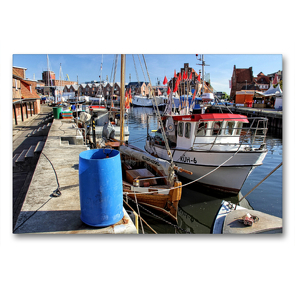 Premium Textil-Leinwand 90 x 60 cm Quer-Format Fischerboote an der Wismarer Fischerpier | Wandbild, HD-Bild auf Keilrahmen, Fertigbild auf hochwertigem Vlies, Leinwanddruck von Holger Felix