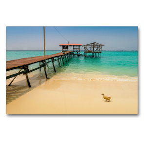 Premium Textil-Leinwand 90 x 60 cm Quer-Format Mantanani Island – Strandspaziergang | Wandbild, HD-Bild auf Keilrahmen, Fertigbild auf hochwertigem Vlies, Leinwanddruck von Arne Wünsche