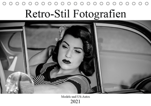Retro-Stil Fotografien Models und US-Autos (Tischkalender 2021 DIN A5 quer) von Jaster,  Michael