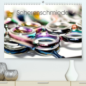 Scherenschmiede (Premium, hochwertiger DIN A2 Wandkalender 2022, Kunstdruck in Hochglanz) von Uysal - Nihat Uysal Photography,  Nihat