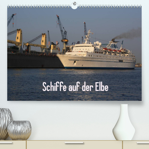 Schiffe auf der Elbe (Premium, hochwertiger DIN A2 Wandkalender 2023, Kunstdruck in Hochglanz) von Simonsen / Hamborg-Foto,  Andre