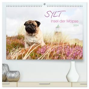 Sylt – Insel der Möpse (hochwertiger Premium Wandkalender 2024 DIN A2 quer), Kunstdruck in Hochglanz von Dodeck,  Ole