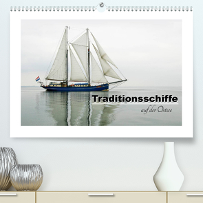 Traditionsschiffe auf der Ostsee (Premium, hochwertiger DIN A2 Wandkalender 2023, Kunstdruck in Hochglanz) von Carina-Fotografie