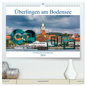 Überlingen am Bodensee – Fotografie + Geometrie (hochwertiger Premium Wandkalender 2024 DIN A2 quer), Kunstdruck in Hochglanz von Fuchs,  Sven