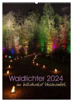 Waldlichter im Wildwald Vosswinkel 2024 (Wandkalender 2024 DIN A2 hoch), CALVENDO Monatskalender von Lieder,  Britta