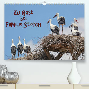 Zu Gast bei Familie Storch (Premium, hochwertiger DIN A2 Wandkalender 2022, Kunstdruck in Hochglanz) von GUGIGEI