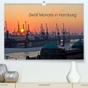 Zwölf Monate in Hamburg (Premium, hochwertiger DIN A2 Wandkalender 2023, Kunstdruck in Hochglanz) von Caladoart